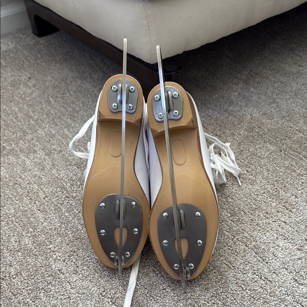 Jackson Women's White Ice Skates - Picture 5 of 5
